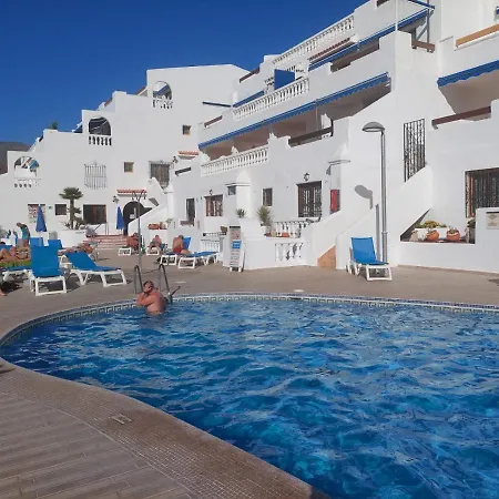 Pool & View Christianos 公寓